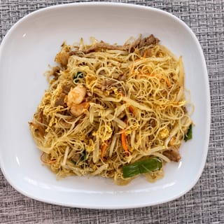 Stir Fried Rice Vermicelli Singapore Style / 星州炒米