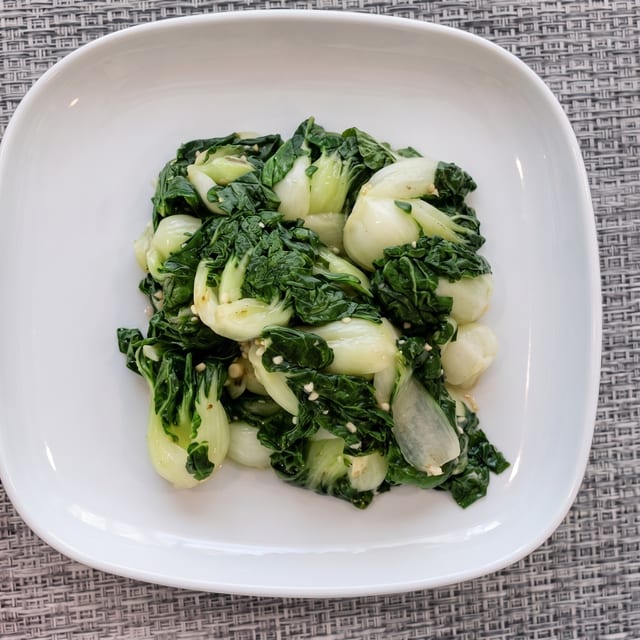 Sauteed Baby Bok Choy / 清炒白菜苗.