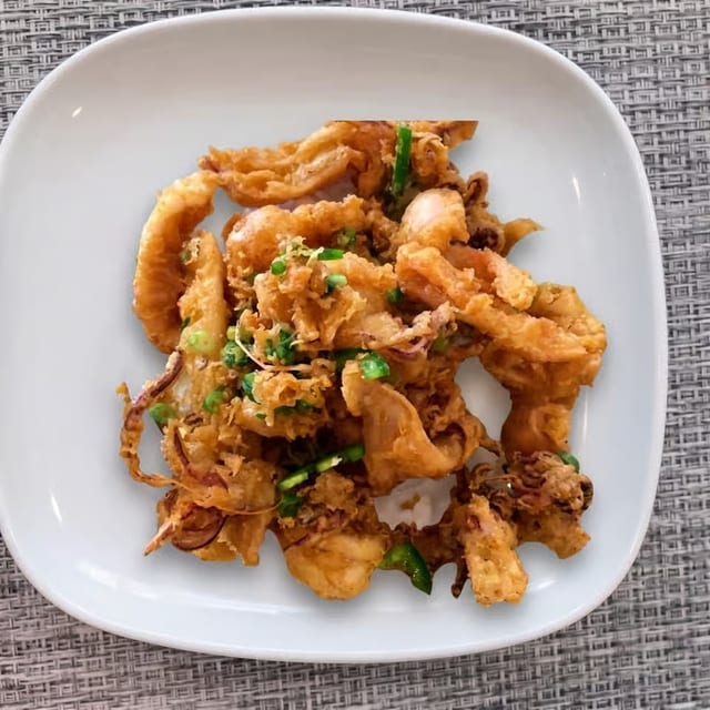 Spicy Salted Squid / 椒鹽鮮魷.