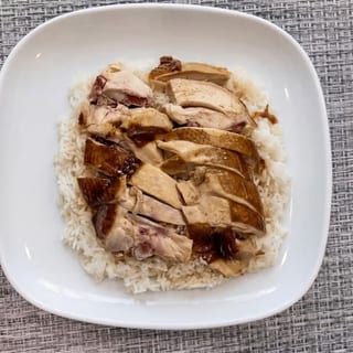 Soy Sauce Chicken on Rice / 油雞飯
