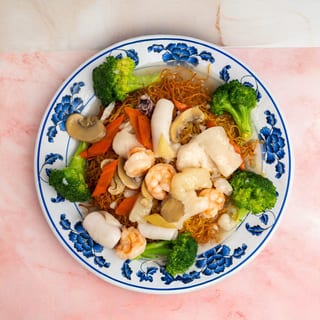 Seafood Chow Mein / 海鮮炒麵