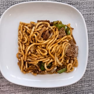 Pan Fried Shanghai Thick Noodles / 上海粗炒麵