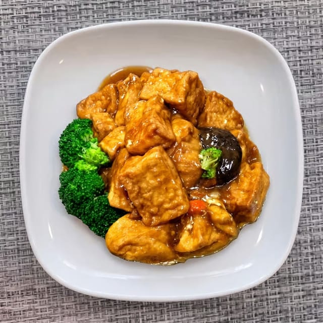 Braised Bean Curd / 紅燒豆腐.
