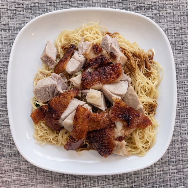 Roast Pork Lo Mein / 燒肉撈麵.