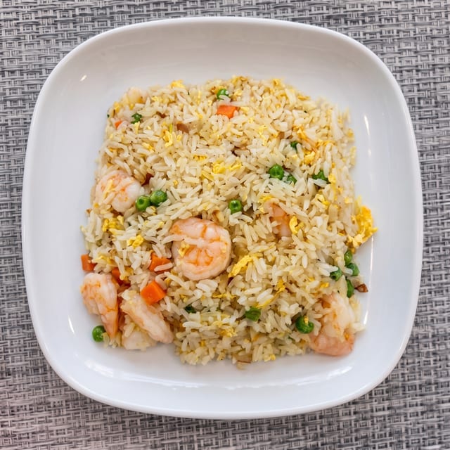 Shrimp Fried Rice / 蝦球炒飯.