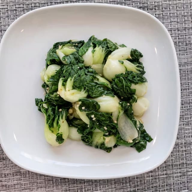 Sauteed Baby Bok Choy / 清炒白菜苗.
