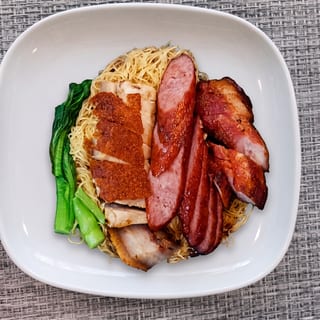 Tri BBQ Lo Mein / 燒味三拼撈麵